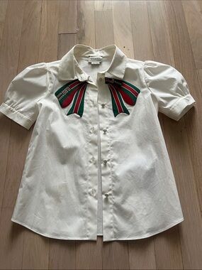 Gucci Cream Short-Sleeve Cotton Blouse with Green & Red Ribbon Bow
